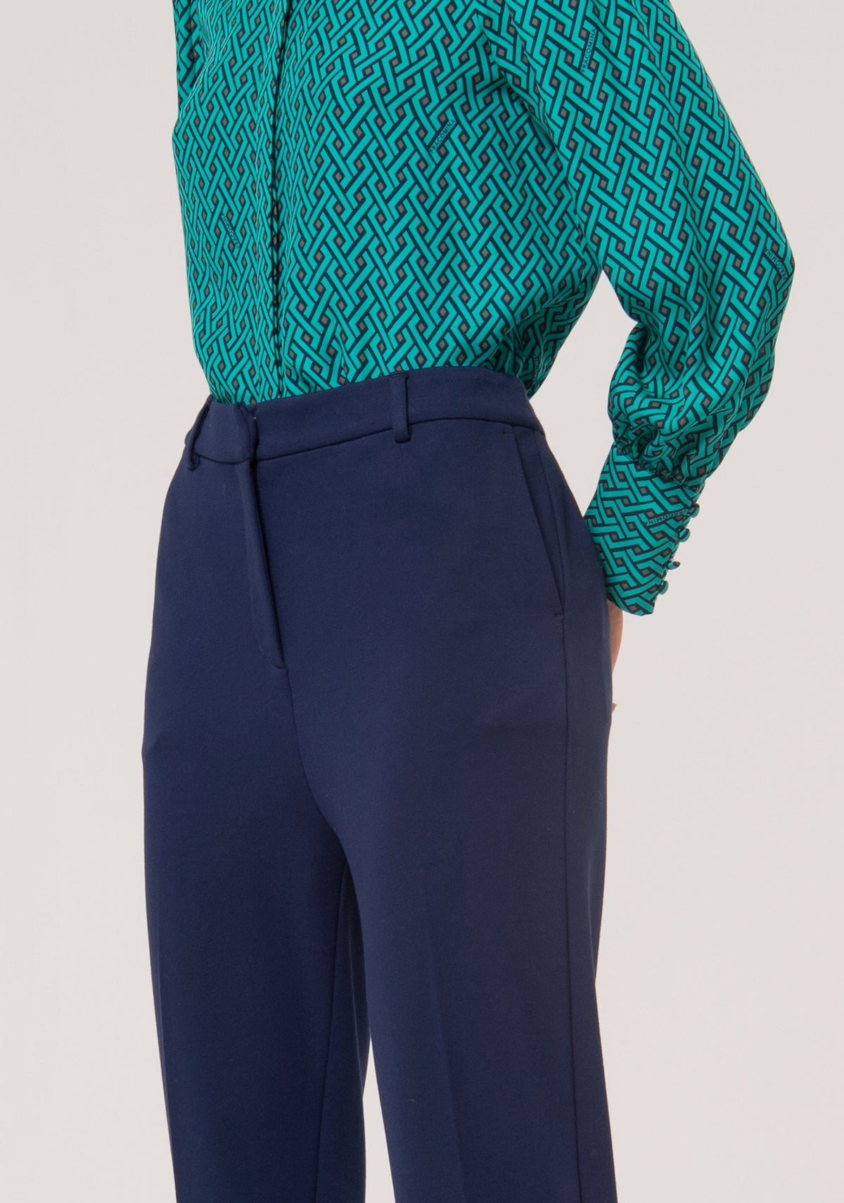 Piacenza - Pantalón Chino Slim en Tejido Stretch