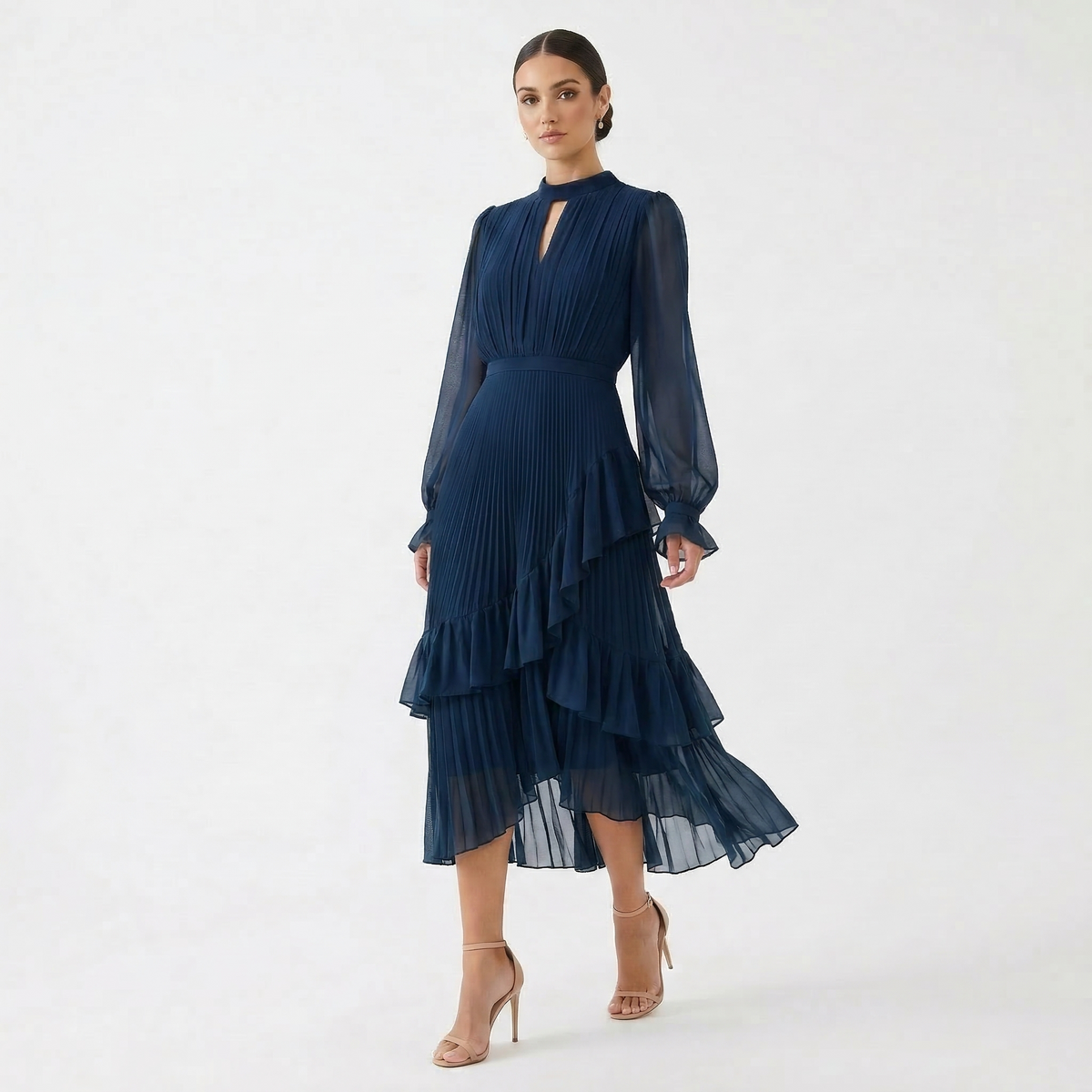 Lucca - Vestido Plisado con Mangas Fluidas y Volantes Asimétricos