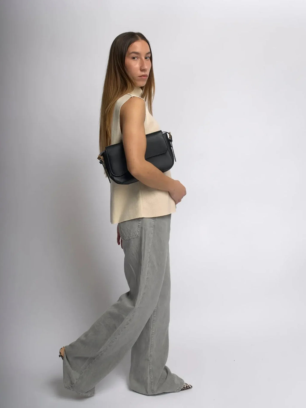Capalbio - Bolso Baguette con Solapa